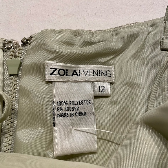 New! Stunning Zola Evening Beaded Formal Top in Shimmering Celery Green Size 12 - Picture 3 of 4